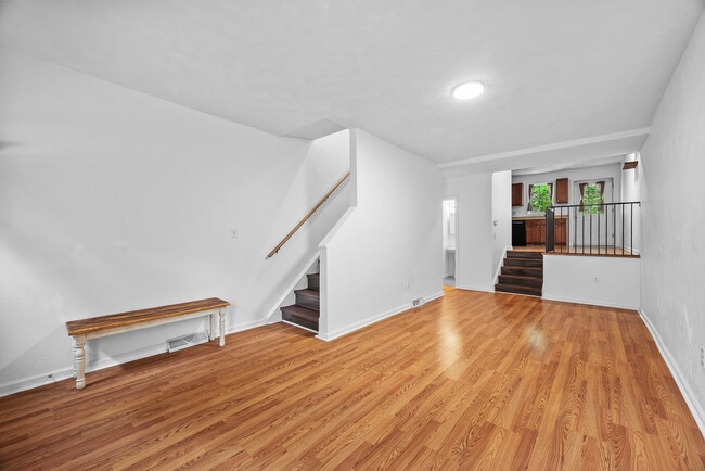 Building Photo - 1304 Breed St