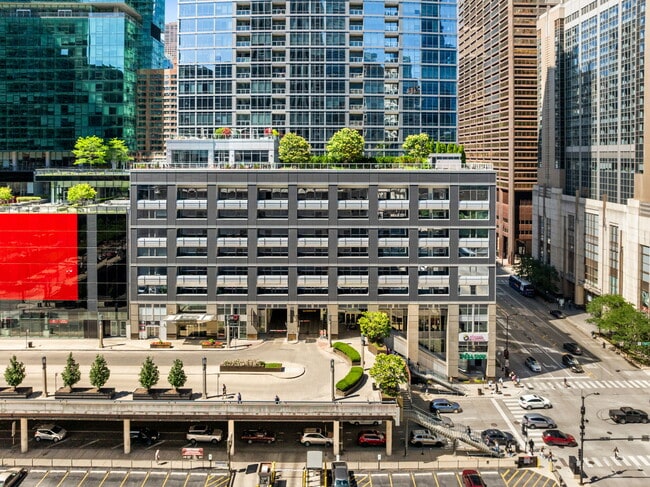 Building Photo - 240 E Illinois St