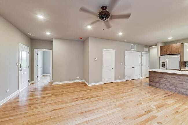 Foto del edificio - 6132 S Kimbark Ave