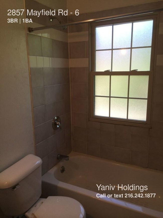Foto del edificio - 2857 Mayfield Rd