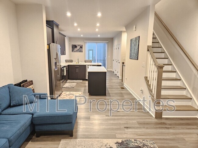 Foto del edificio - 3712 Ellington St