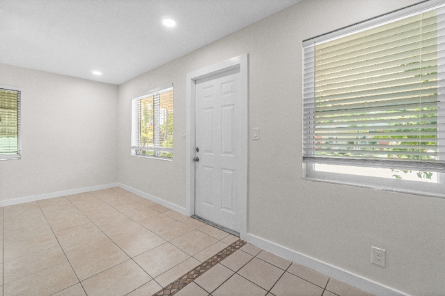 Building Photo - 1790 Redbank Rd