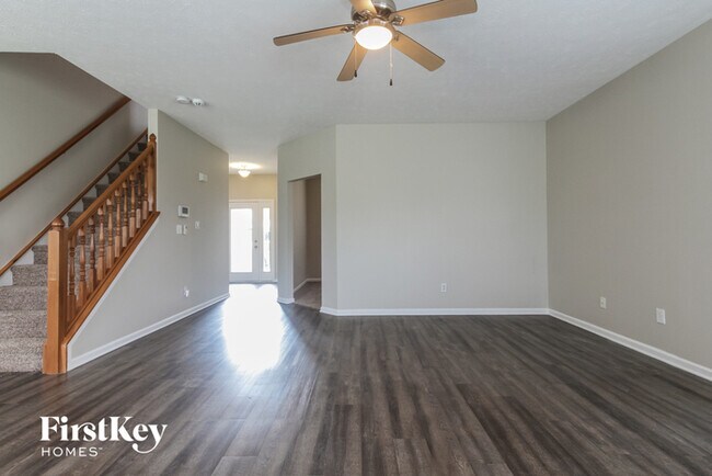 Building Photo - 5859 Mill Oak Dr