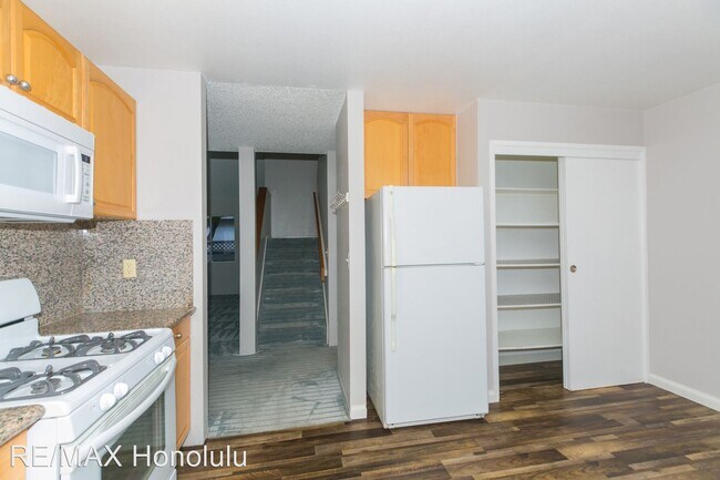 Building Photo - 3 br, 2.5 bath House - 91-1062 Akolo St.