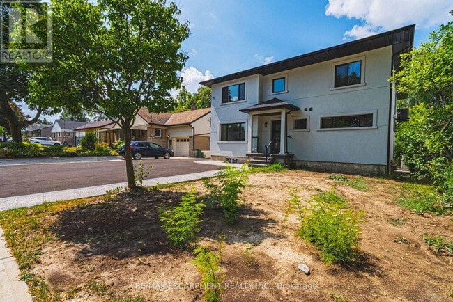 Photo du bâtiment - 472 E 36th St