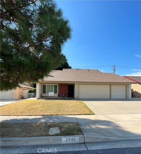 Primary Photo - 2708 S Pine Valley Ave