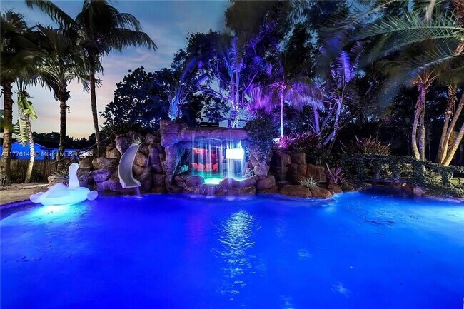 Foto del edificio - 14503 SW 16th St
