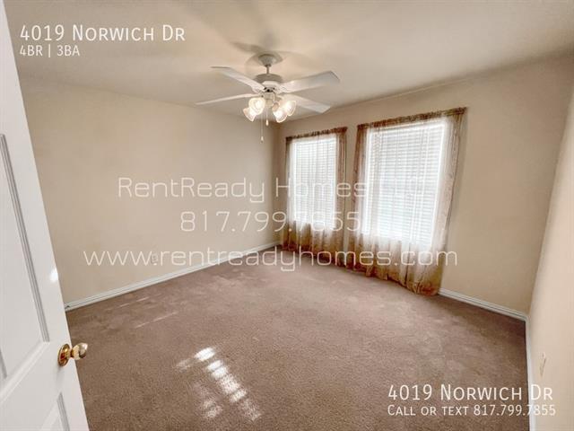 Foto del edificio - 4019 Norwich Dr