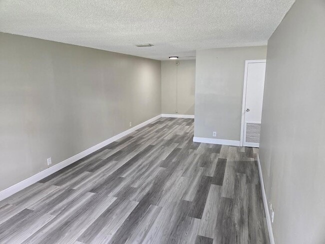 Building Photo - 8601 NW 35th St