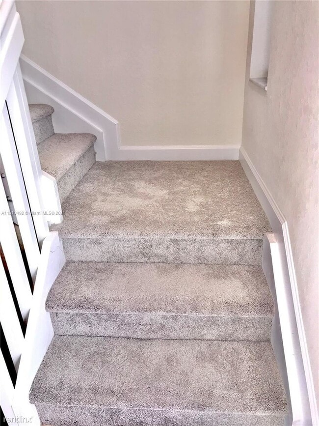 Foto del edificio - 3 br, 2.5 bath Townhome - 10919 W 33rd Ln