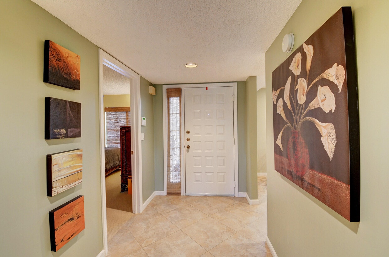 Primary Photo - 15678 Loch Maree Ln