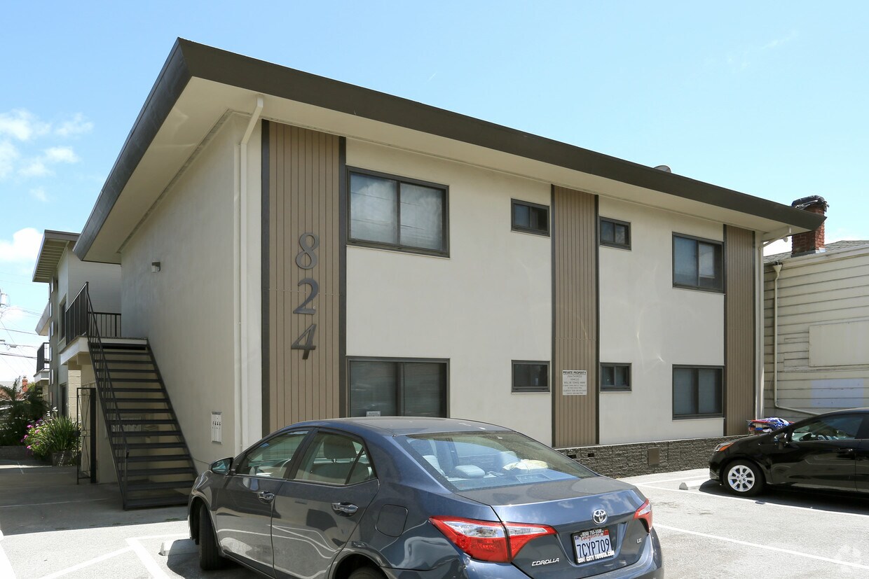 Building Photo - 824-828 El Camino Real