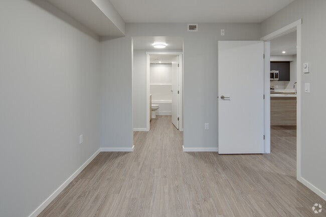 2BR, 2BA - 894SF - Primary Bedroom - Drinkwater Place Apartments