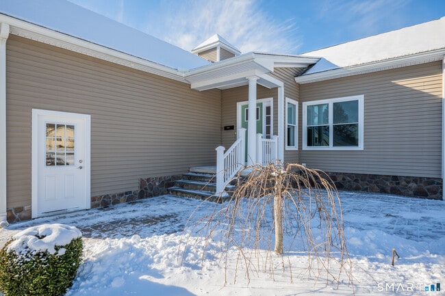 Foto del edificio - 137 Knowles Ave