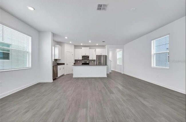 Photo - 9809 Introduction Wy House