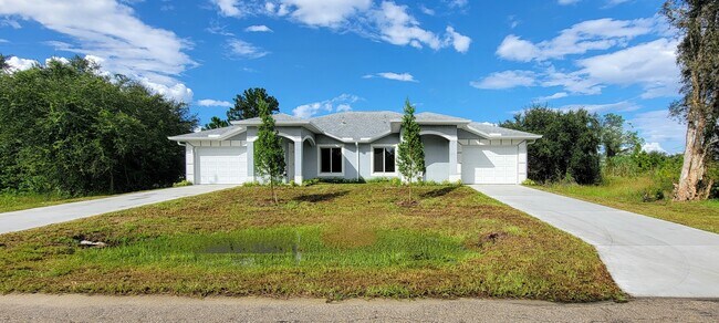 Building Photo - 4716 26th St SW