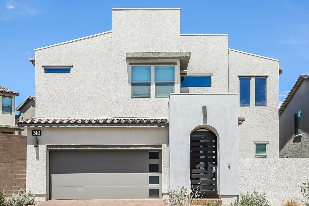 Foto principal - 6852 Whisper Canyon Pl