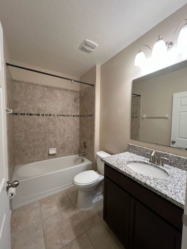 Building Photo - 4528 Alligator Flag Cir