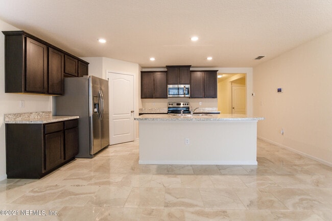 Building Photo - 2268 Pebble Point Dr