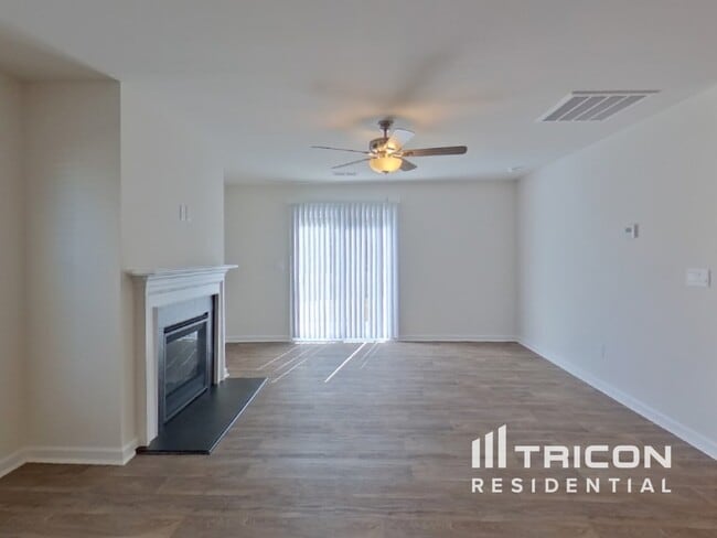 Foto del edificio - 704 Ashwood Wy Easley SC