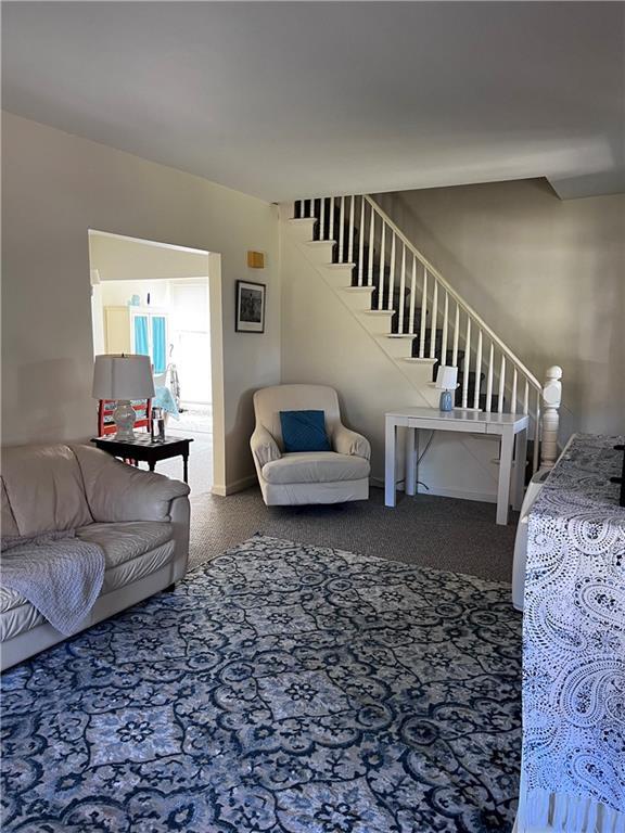 Foto del edificio - 207 Kenyon Ave