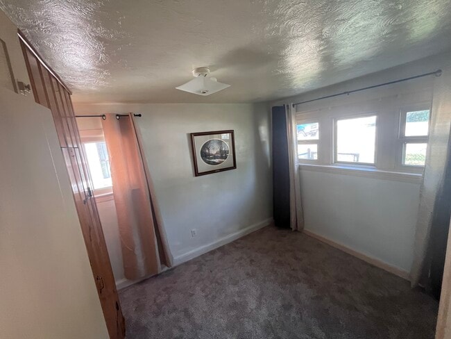 Photo - 1824 E San Rafael St House