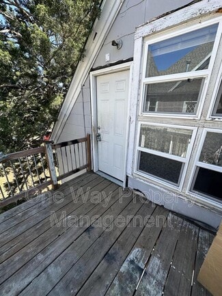 Building Photo - 1203 11th St