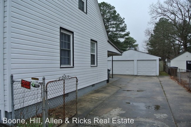 Building Photo - 1317 Hill St