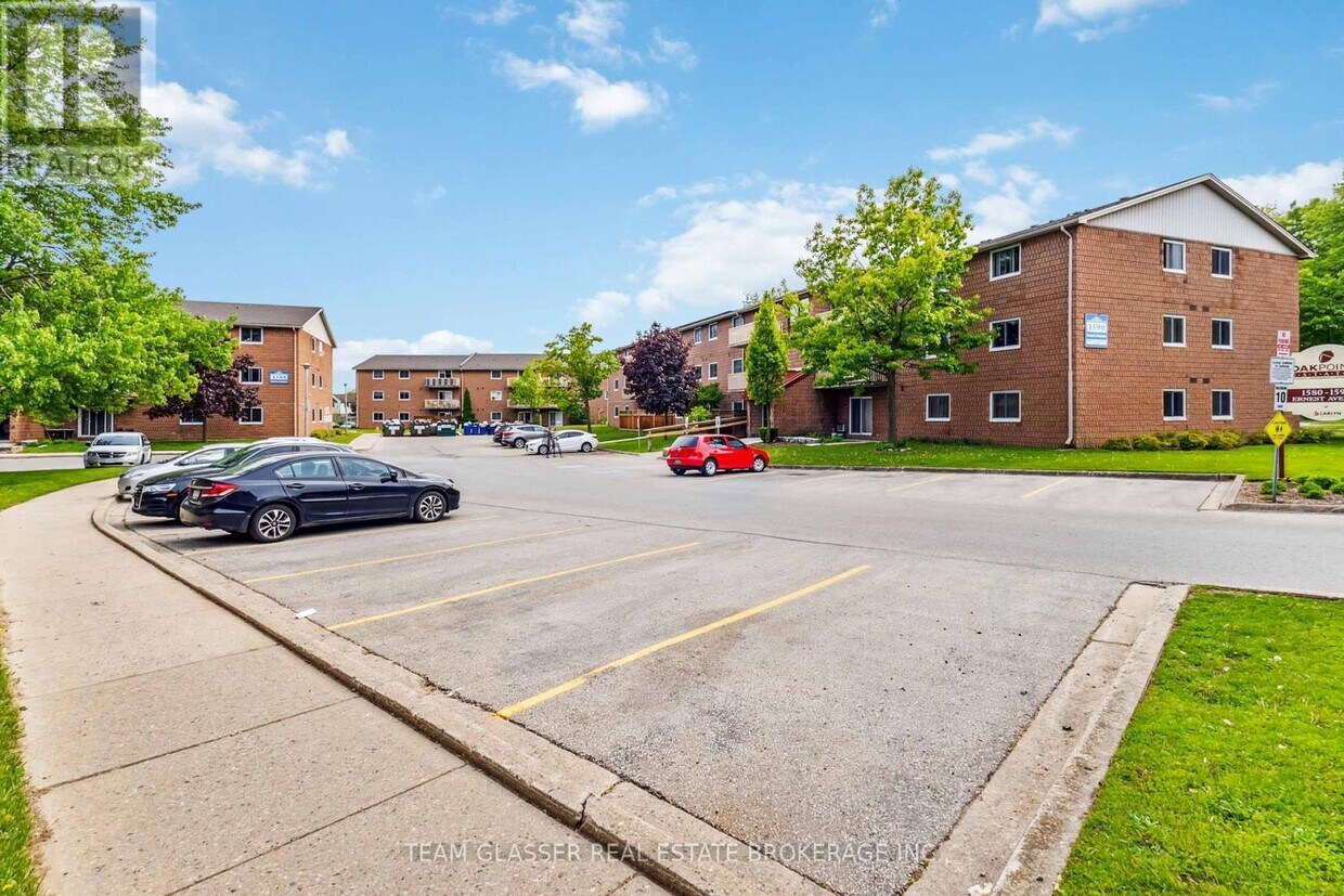 Primary Photo - 1590-1590 Ernest Ave