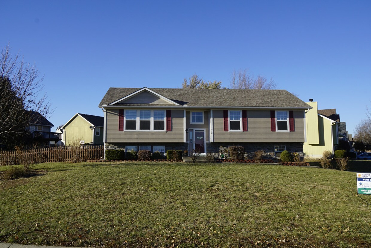 Foto principal - 718 Brookside
