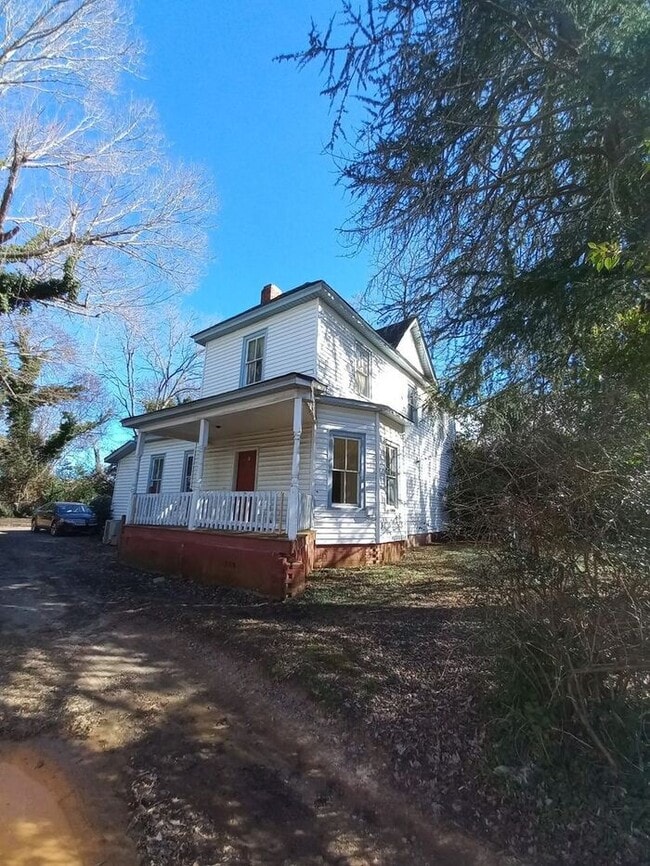 Building Photo - 809 Edgefield St