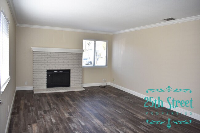 Building Photo - 8090 Treecrest Ave