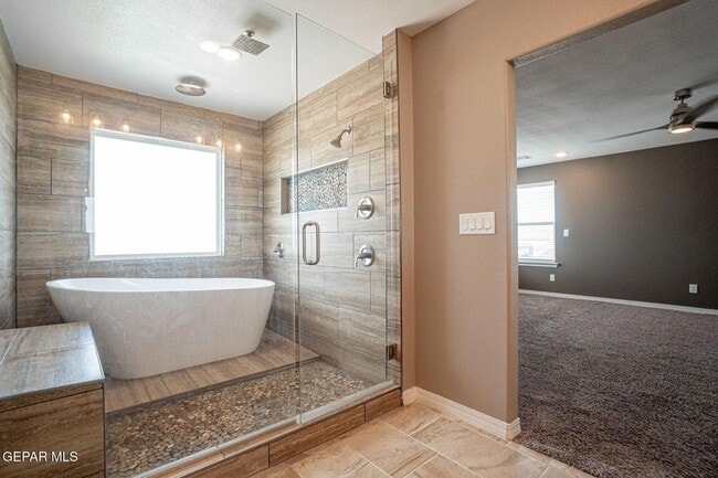 Foto del edificio - 2241 Tierra Delmonte Dr