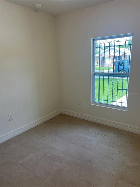 Building Photo - 4862 College Dr