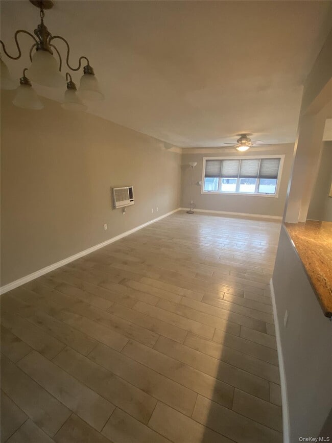 Foto del edificio - 415 West Dr