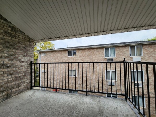 Photo - Huntington Avenue Townhome