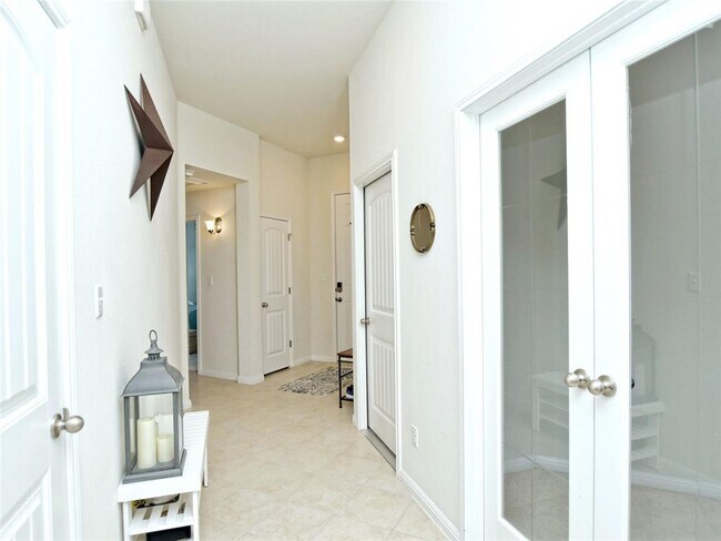 Foto del edificio - 130 Sunshine Ln