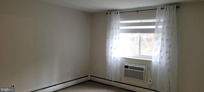 Foto del edificio - 21 Dougherty Blvd