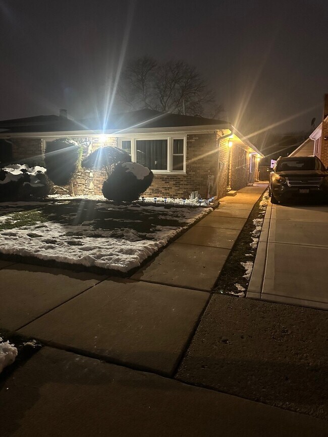 Foto del edificio - 380 Mackinaw Ave