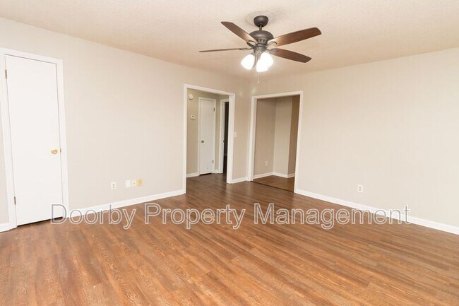 Foto del edificio - 16 Indigo Ln