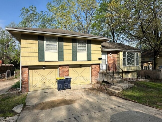 Foto del edificio - 10210 Fremont Ave