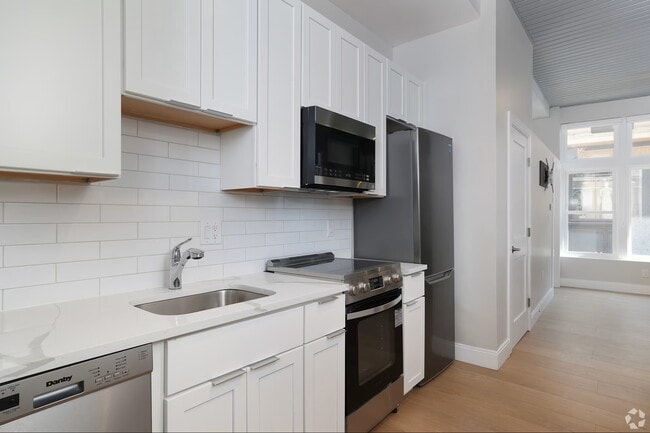 Building Photo - 40 Bromfield St
