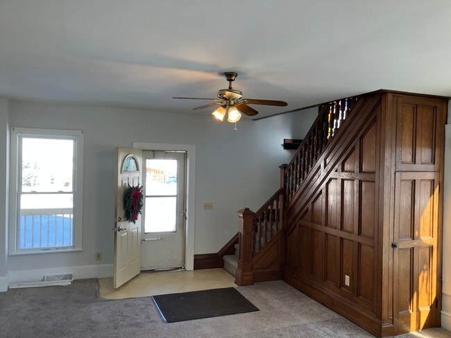 Foto del edificio - 327 5th Ave