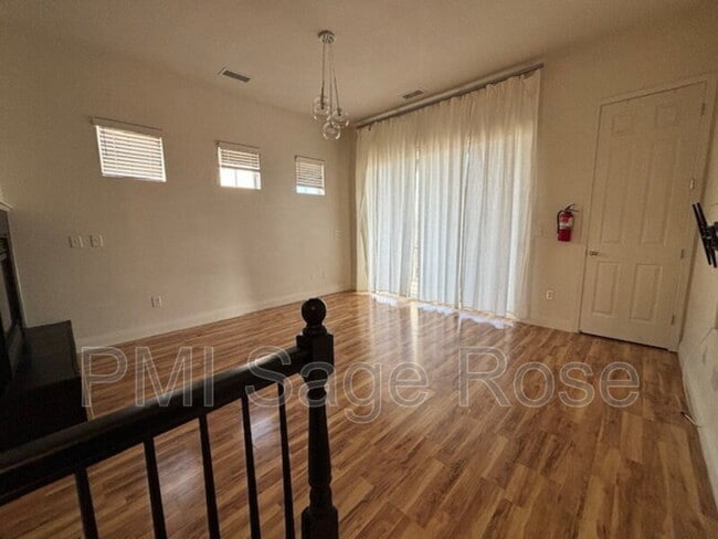 Building Photo - 3127 Sterling Ridge Cir