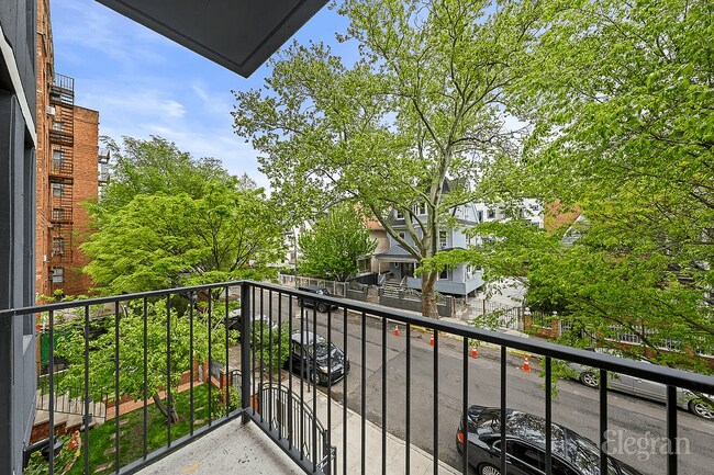 Foto del edificio - 458 E 25th St
