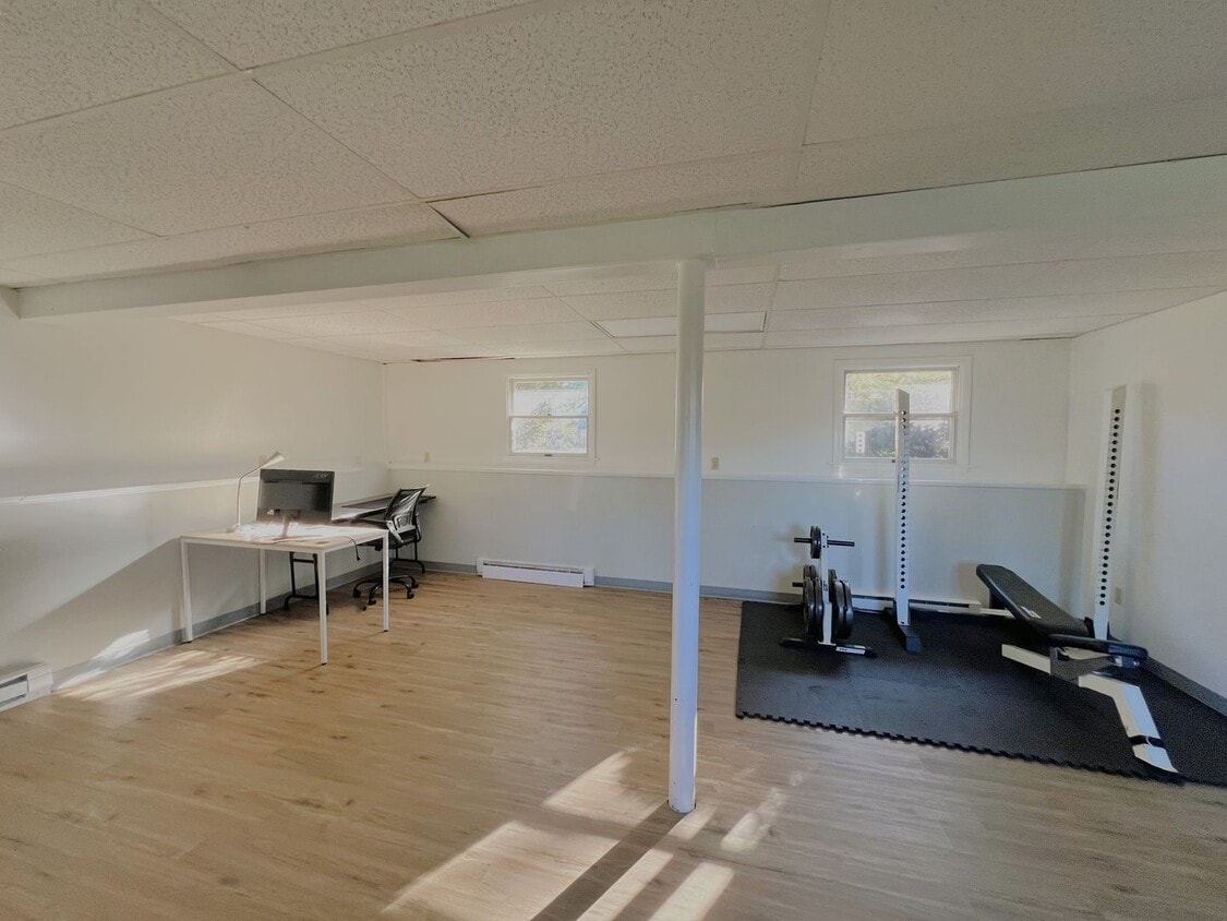 Foto del edificio - Short-Term Rental Single-Family Home with ...