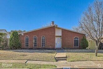 Building Photo - 1701 Wilderness Trail