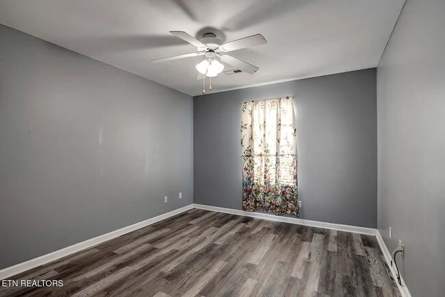 Foto del edificio - 1853 Tillery Square Ln