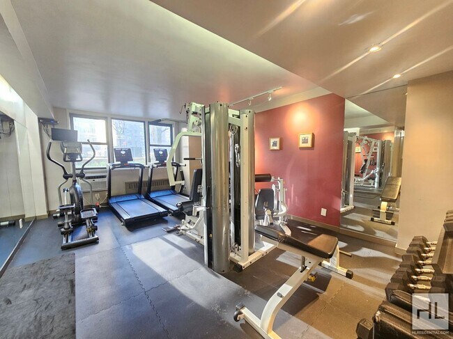 Foto del edificio - Studio Apartment in Murray Hill | 11th Flo...