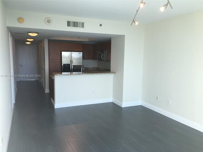 Foto del edificio - 2641 N Flamingo Rd